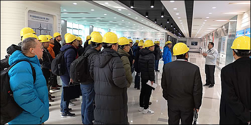 全國電焊機(jī)標(biāo)準(zhǔn)化技術(shù)委員會(huì)七屆一次會(huì)議14日在(圖19)